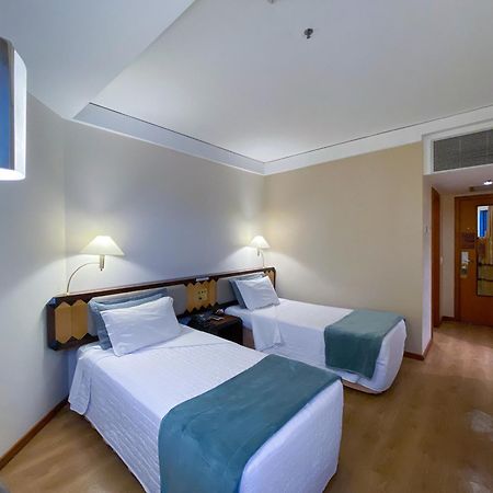 Golden Tower Pinheiros By Fenix Hoteis เซาเปาโล ภายนอก รูปภาพ